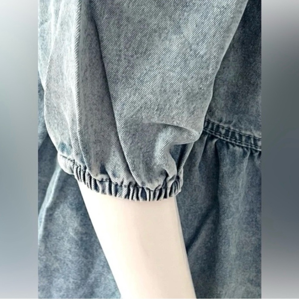 VEVERET Washed out light denim oversized denim dress size MEDIUM, LARGE - Picture 5 of 7